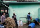 Dukung-Ketahanan-Pangan,-Bhabinkamtibmas-Krembung-Sambangi-Peternak-Belut