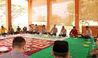 Jumat-Curhat,-Kapolres-Malang-Ajak-Elemen-Masyarakat-Wujudkan-Pemilu-2024-Damai