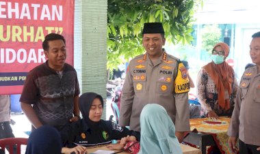 Pesan-Kamtibmas-Kapolresta-Sidoarjo-pada-Warga-Kalisampurno-di-Jumat-Curhat