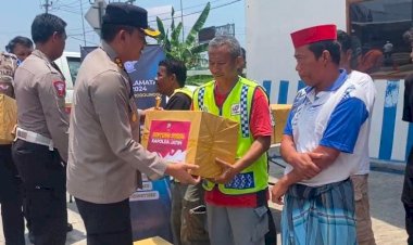 Jelang-Ramadhan,-Polres-Probolinggo-Gelar-Baksos-di-Pos-Lantas-Leces