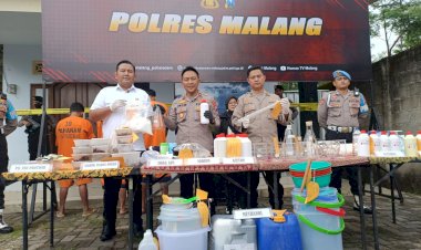 Polres-Malang-Berhasil-Bongkar-Pabrik-Narkoba-Rumahan-Diduga-Dikendalikan-Napi-dari-Lapas