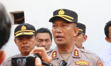 Polisi-Berhasil-Amankan-Tersangka-Pengedar-Okerbaya-di-Lumajang-Ribuan-Butir-Pil-Koplo-Disita