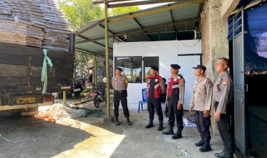 Polres-Magetan-Perkuat-Pengamanan-Kedatangan-Kotak-Suara-Pilkada-2024-di-Gudang-KPUD