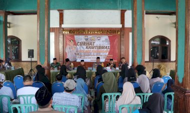 Polres-Pasuruan-Gandeng-Media-Gelar-Baksos-di-Jumat-Curhat