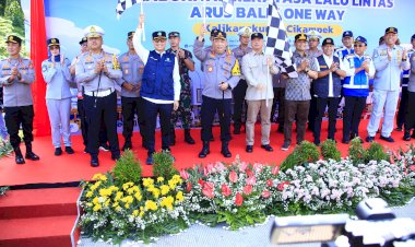 Kapolri-Pimpin-Pelepasan-One-Way-Nasional-Tol-Kalikangkung-Cikampek