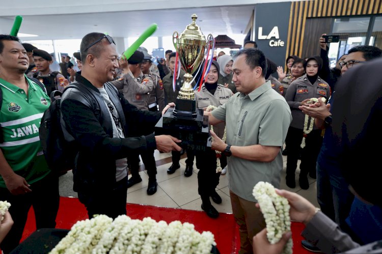 Tim Voli Putra Putri Polda Jatim Raih Juara Kapolri Cup 2024 Jadi Kado Terindah di HUT Jawa Timur ke -79