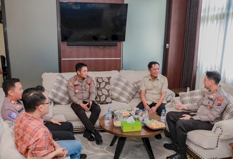 Perkuat Sinergitas Diawal Tugas, Kapolres Jember AKBP Bobby A. Condroputra Kunjungi DPRD