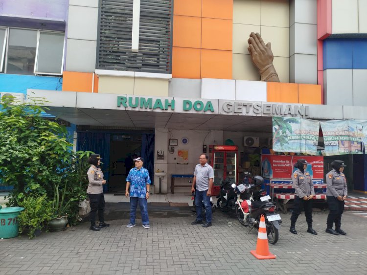 Polisi Sidoarjo Disiagakan, Wujudkan Aman dan Nyaman Ibadah di Gereja