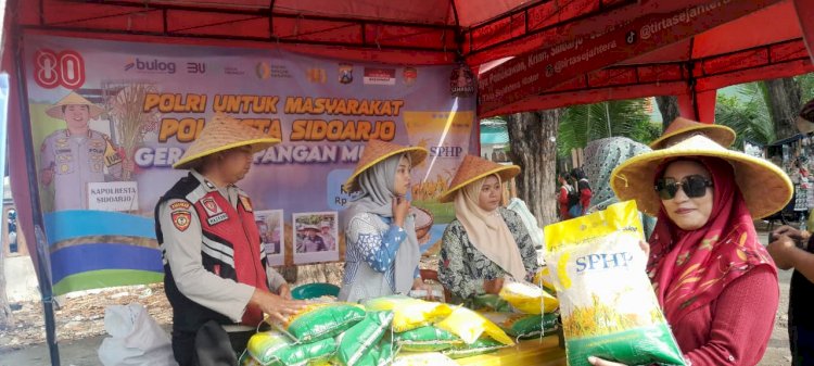 Harga Miring, Kualitas Terjamin! Beras Murah SPHP Diserbu Warga Krian