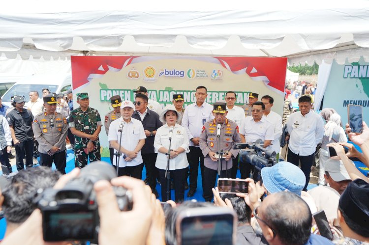 Polri Distribusikan 1.765 Ton Jagung ke Gudang Perum Bulog pada Panen Raya Kuartal III