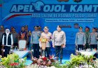 Kapolri-Pimpin-Apel-Ojol-Kamtibmas-“Jogo-Jatim”-Bersama-Polda-Jawa-Timur-di-Malang