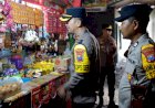 Kapolsek-Taman-Blusukan-ke-Pasar-Sepanjang,-Pantau-Harga-Sembako-Jelang-Nataru