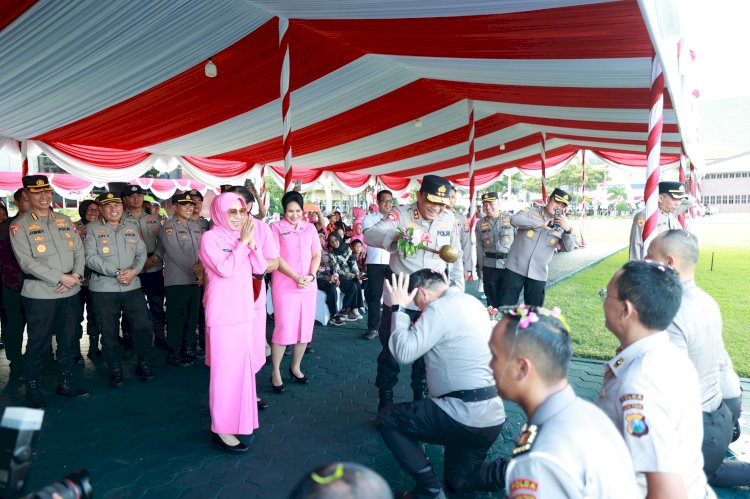 Sebanyak 2.967 Personel Polda Jatim Naik Pangkat di Hari Bhayangkara ke -79